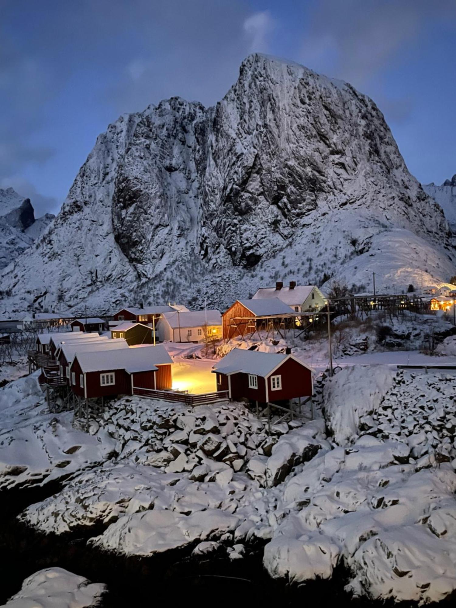 A, The Far End Of Lofoten, Top Apartment. Sørvågen Exterior foto