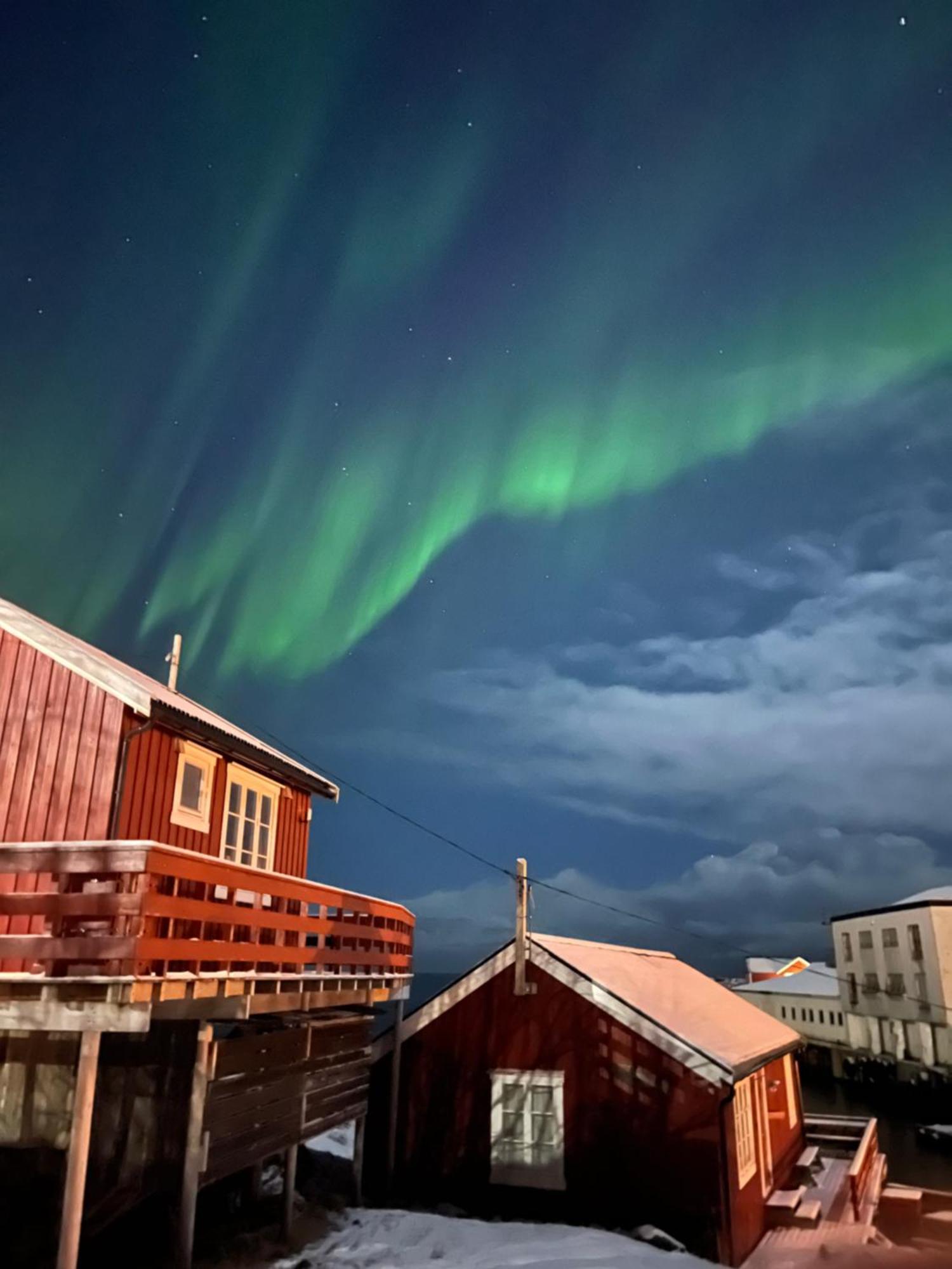 A, The Far End Of Lofoten, Top Apartment. Sørvågen Exterior foto