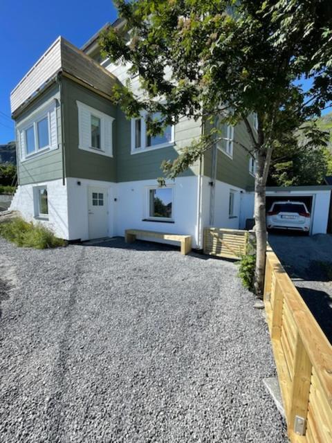 A, The Far End Of Lofoten, Top Apartment. Sørvågen Exterior foto